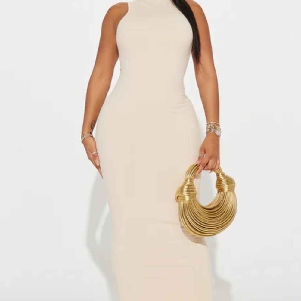 Elegant Cream Sleeveless Dress